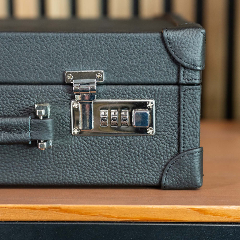 Suitcase for 15 Watches - Black