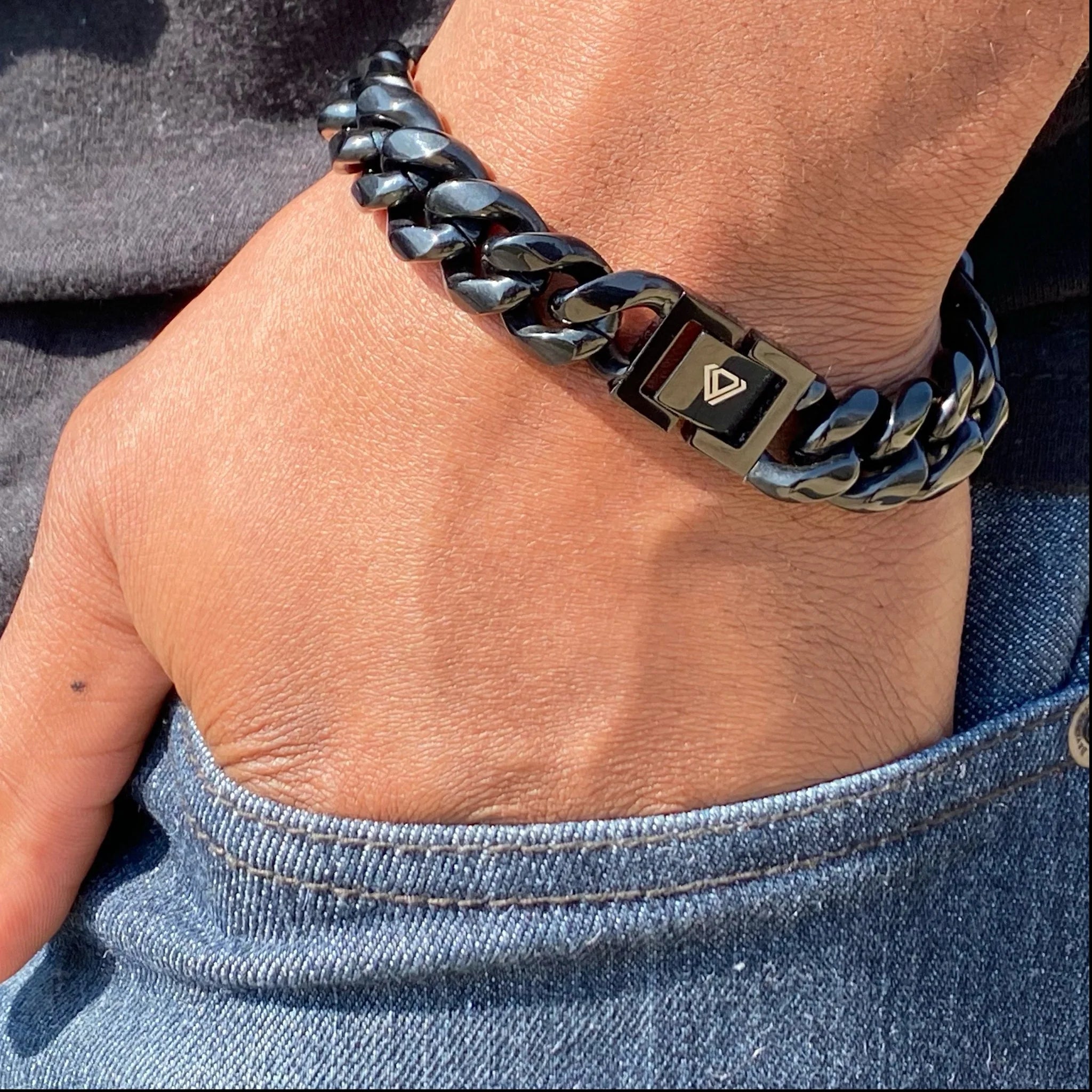 BLACK MIAMI CUBAN BRACELET
